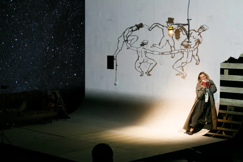 https://cdn.intickets.ru/sites/default/files/gallery_image/8b082c2b-48c4a48d-16018f8b.jpg