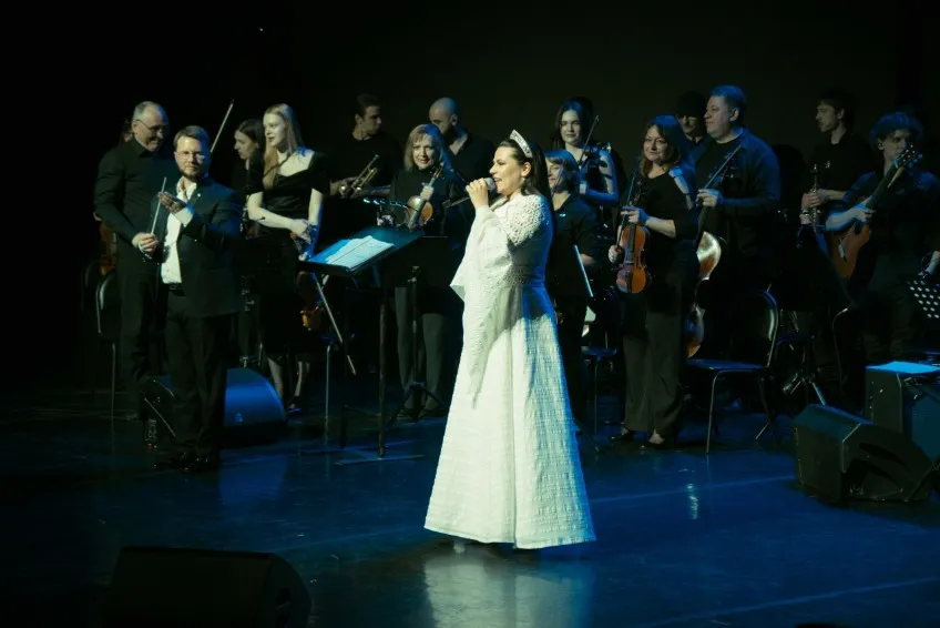 https://cdn.intickets.ru/sites/default/files/gallery_image/524beddb-4e109d4b-aa2ccdc4.jpg