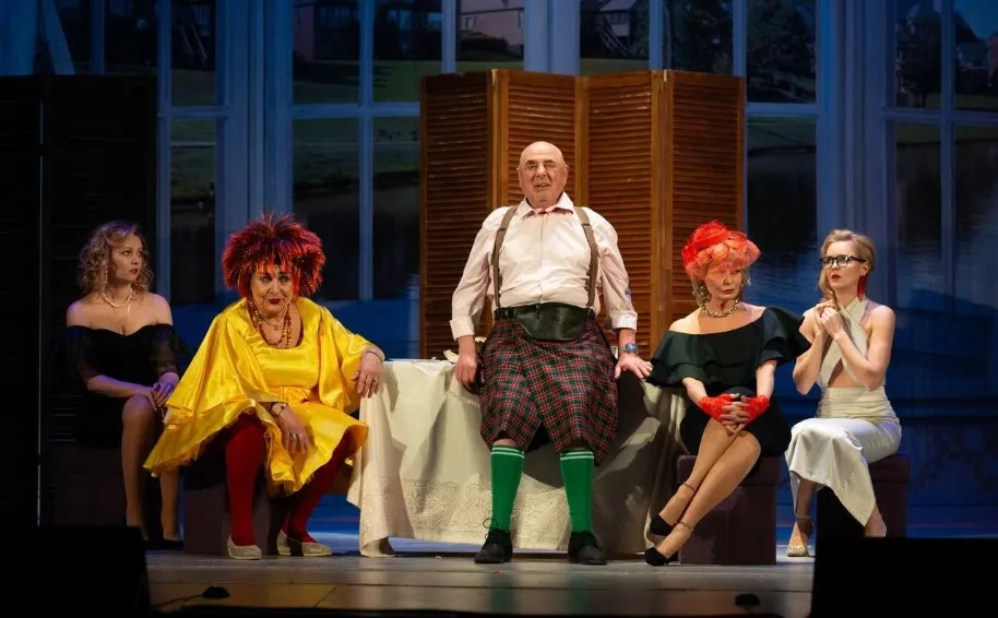 https://cdn.intickets.ru/sites/default/files/gallery_image/e37cd440-4a639a71-9c2173ac.jpg