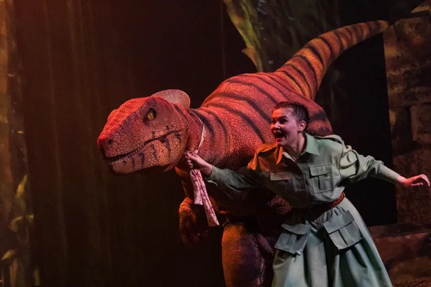 https://cdn.intickets.ru/sites/default/files/gallery_image/2826bd26-4354852d-5e1d4e7d.jpg