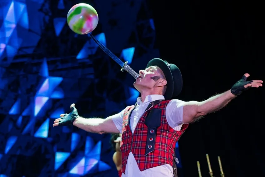 https://cdn.intickets.ru/sites/default/files/gallery_image/41f82203-4c2baf24-38c62acf.jpg