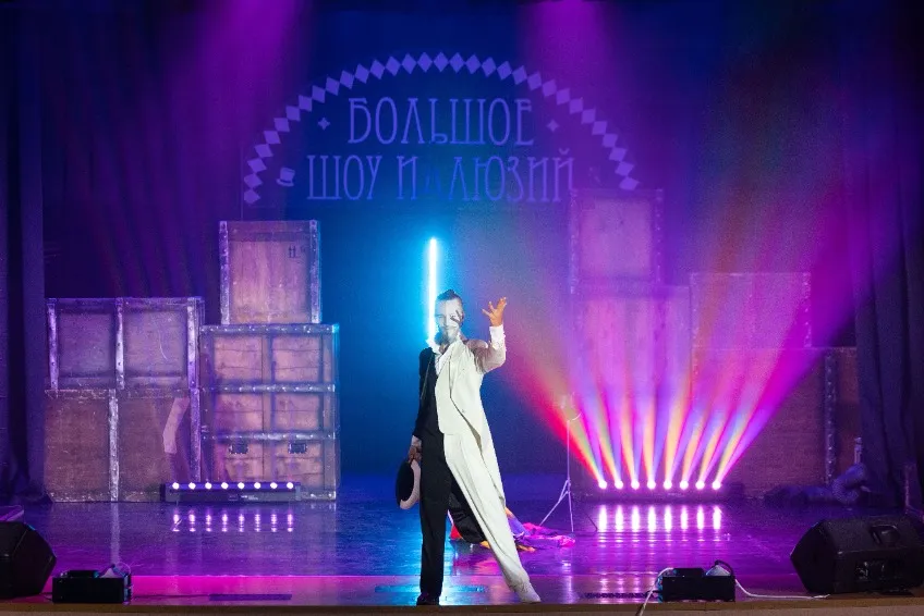 https://cdn.intickets.ru/sites/default/files/gallery_image/3062c0b2-4fa589d4-134442ca.jpg