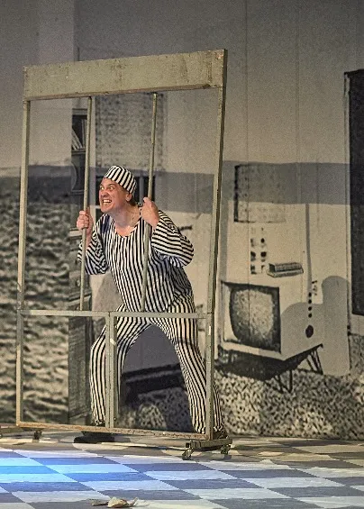 https://cdn.intickets.ru/sites/default/files/gallery_image/033aa9fb-4527b3ff-a2c9b0f3.jpg