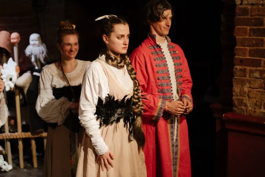 https://cdn.intickets.ru/sites/default/files/gallery_image/ecfb6dd7-490ba8ef-62e1579e.jpg